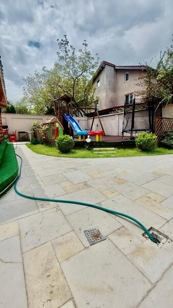 Aparatorii Patriei vila 7camere/ (348util, 500teren, 119ampr.) mp/ 5min.metrou Ap.Patriei